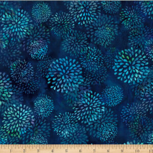 Hoffman W2611-317 Bali Batik Petal - Macaw