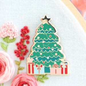 Flamingo Toes Magnetic Needle Minder: Christmas Tree