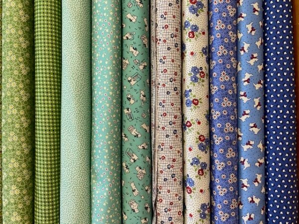 Marcus Fabrics - Aunt Grace Goes Scrappy by Judie Rothermel - 30 Piece Fat Quarter Bundle - Image 3